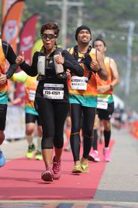 BIB: 4221, 47571
                            <button type="button" onclick="openModal(8238717)" class="btn btn-primary btn-sm float-right btn-popup" data-toggle="modal" data-target=".modal-high-quality">
                        <i class="fas fa-shopping-cart"></i> Add to Cart
                    </button>
                                            <button type="button" onclick="isThisMe(8238717, true)" class="btn btn-success btn-sm float-right btn-popup btn-isme hidden" data-toggle="tooltip" data-placement="bottom" title="นี่คือรูปของคุณใช่ไหม คลิกที่นี่เพื่อเอาเข้าอัลบั้ม">
                        <i class="fas fa-plus"></i> Add to album
                    </button>
                    <button type="button" onclick="isThisMe(8238717, false)" class="btn btn-warning btn-sm float-right btn-popup btn-isnotme hidden">
                        <i class="fas fa-ban"></i> Remove from album
                    </button>